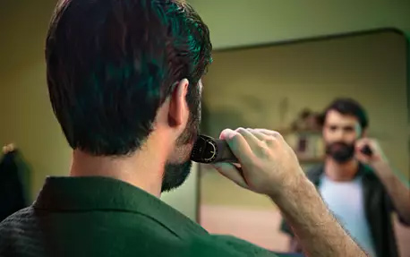 S&aring; trimmar och stylar du en valrossmustasch